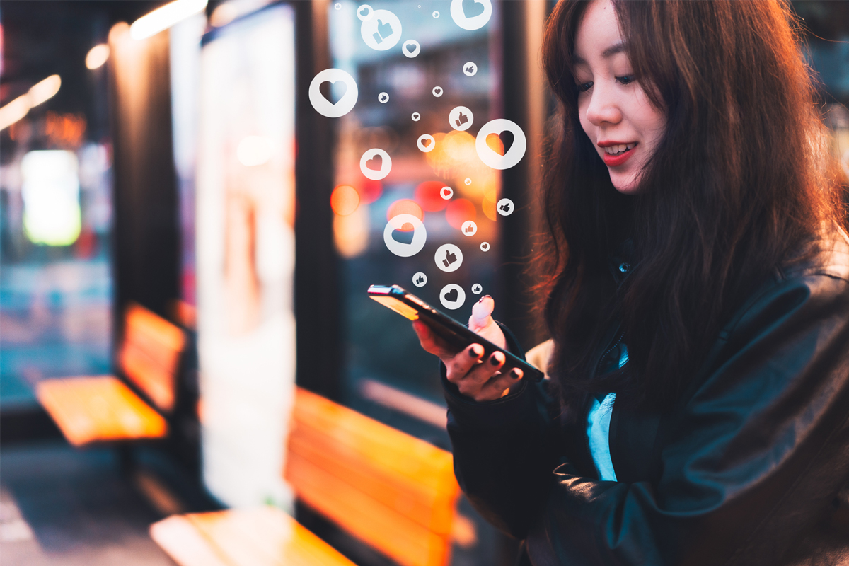 GirlwithPhone
