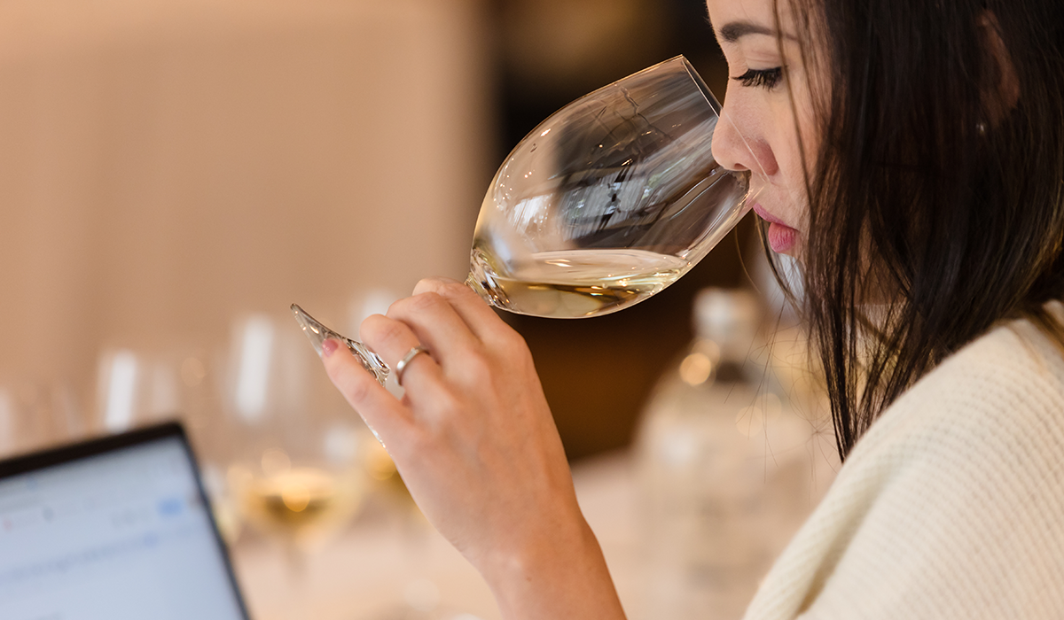 Shanteh Wale tasting a white wine