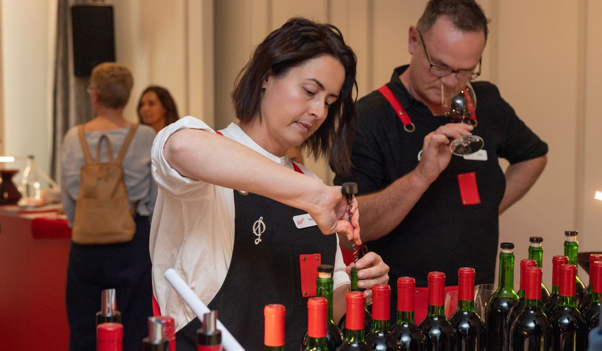Penfolds re-corking clinic