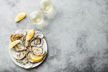 Oysters and white wine