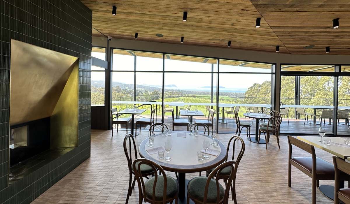 bream creek winery dining room at cellar door