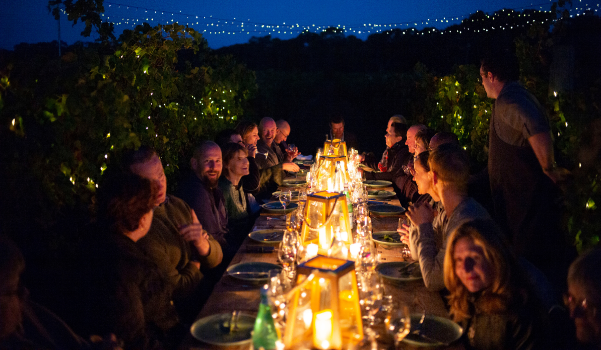 Raidis candlelight dinner in vineyard