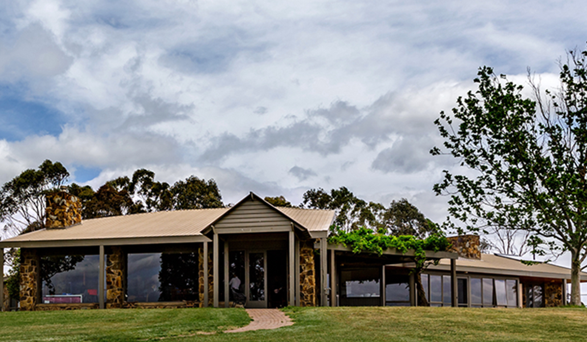 Exterior of Yarra Edge cellar door