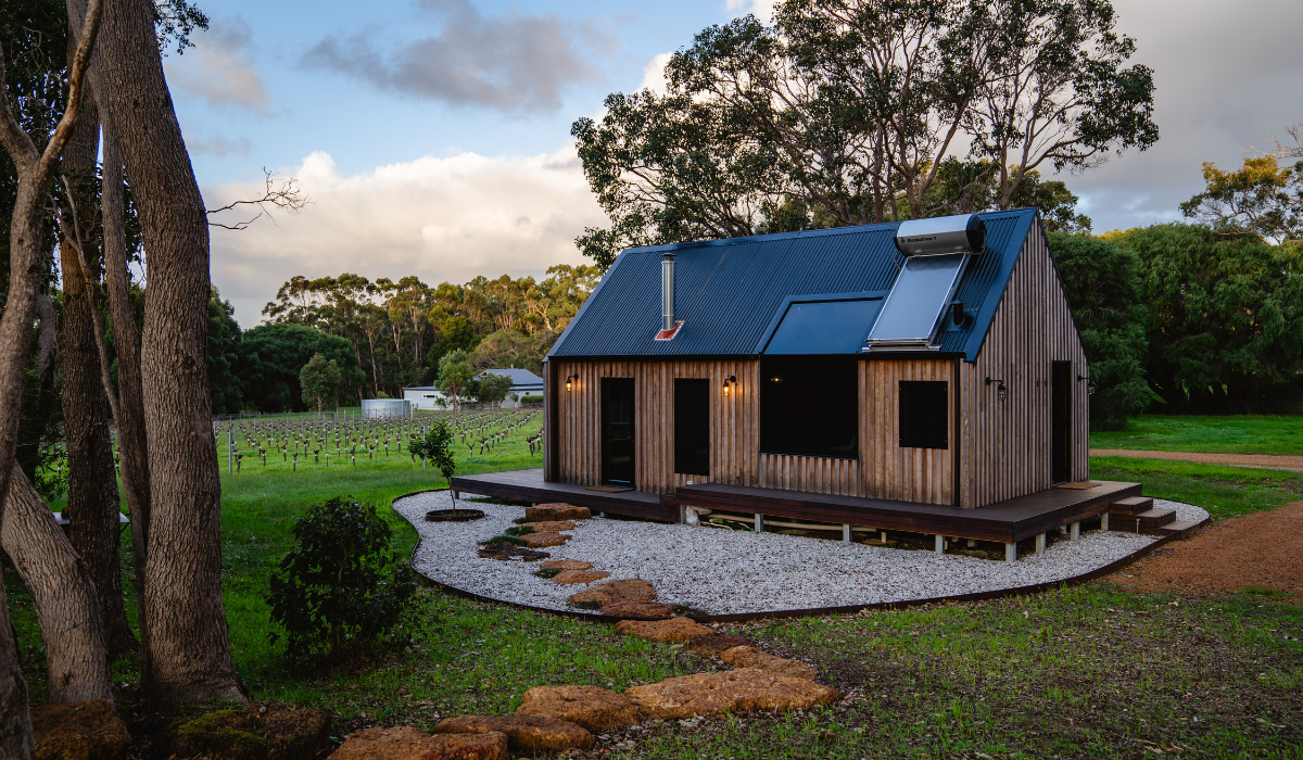 A cabin in the vines