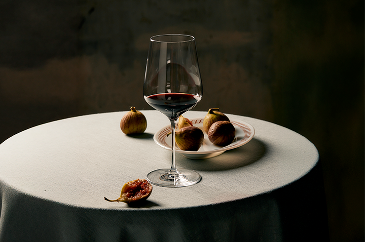 Plumm No. 1 wine glass