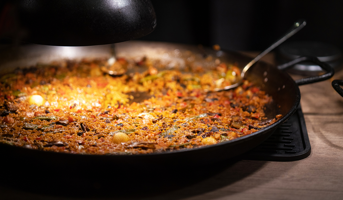 Cooking paella