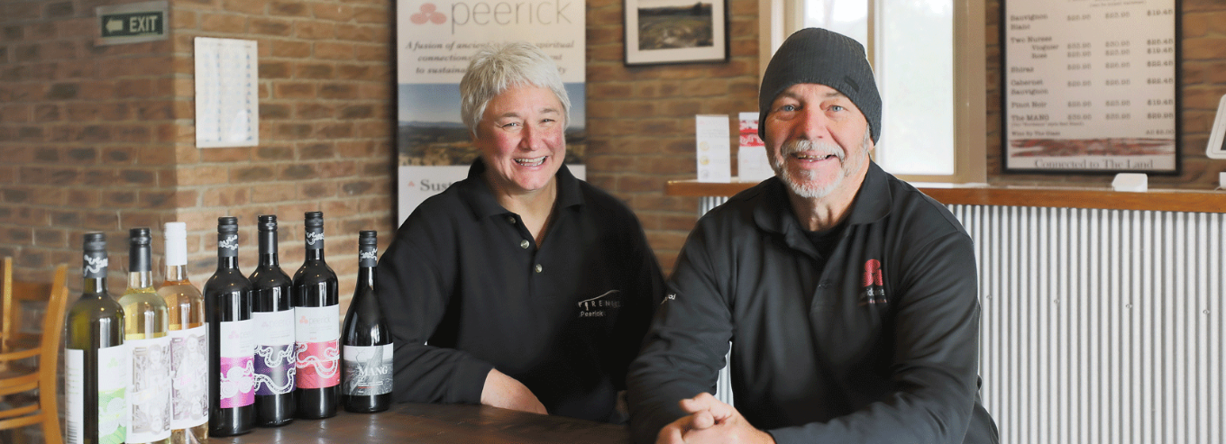 Couple sitting at Peerick bar 