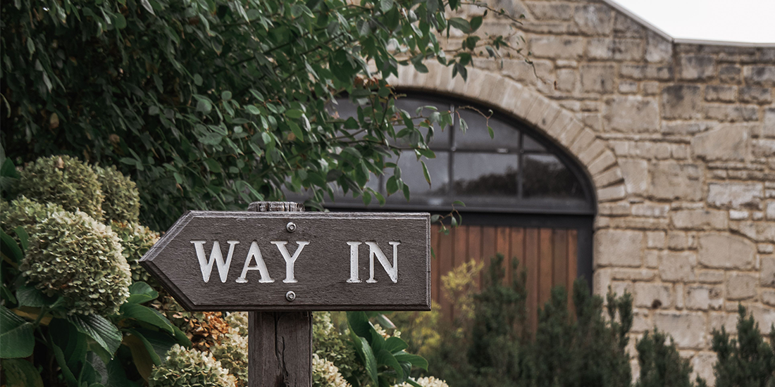 Way in sign to Capel Vale